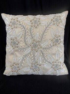Decor throw pillow white beaded and sequined floral embroidery 15’